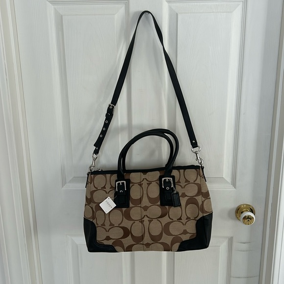 NWT Coach Signature Hampton Carryall Khaki Black leather shoulder bag F13812 - Picture 1 of 8